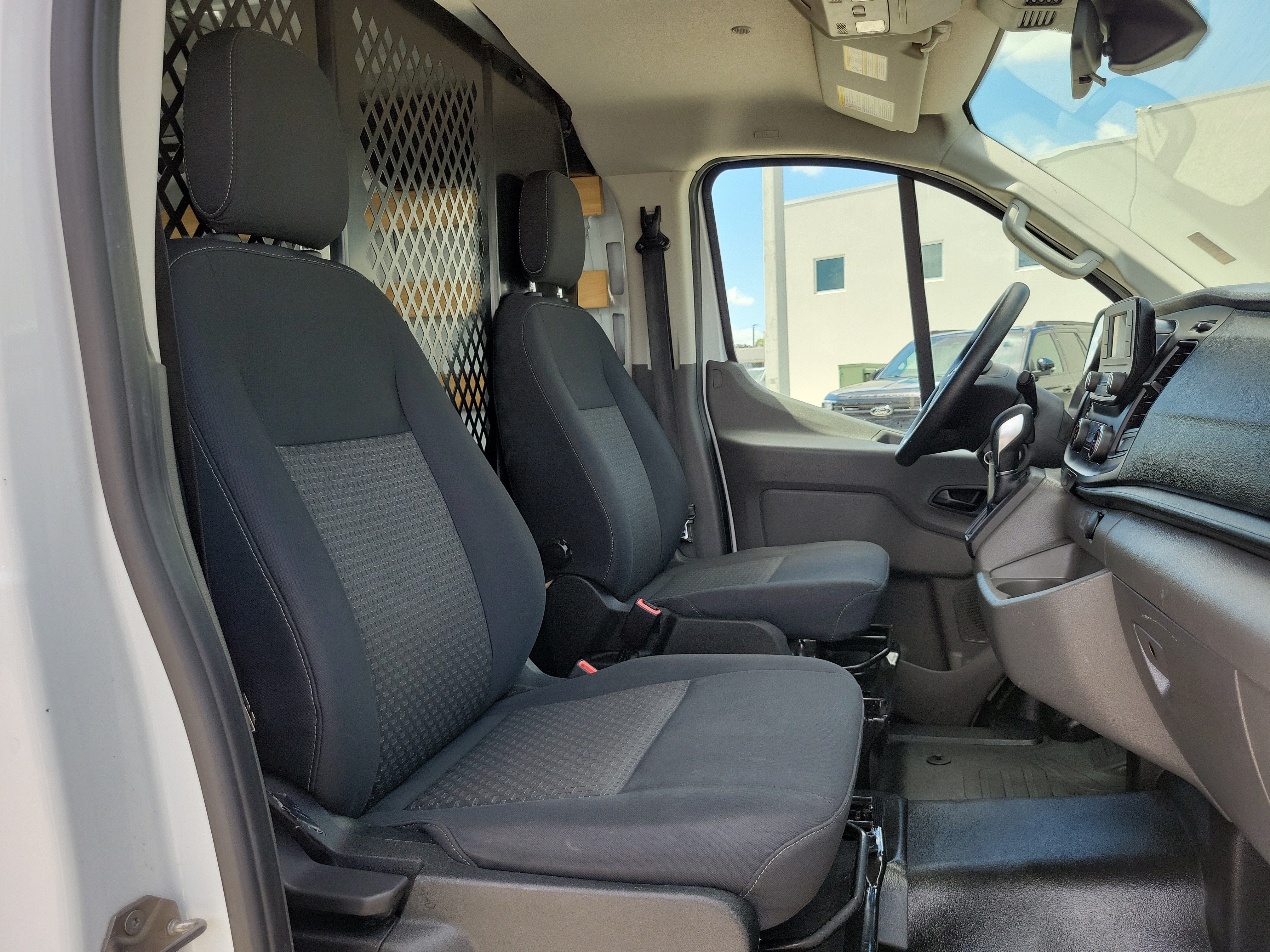 Used 2024 Ford Transit 250 Low Roof w/ Exterior Upgrade Package RWD image 16