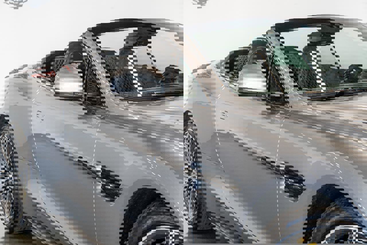 Used 2014 Aston Martin Vanquish Volante image 32