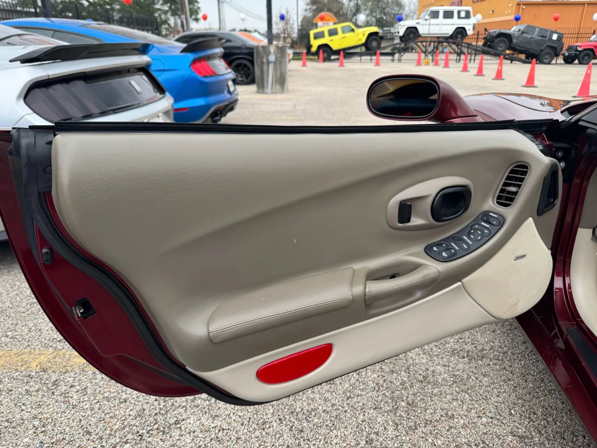 Used 2003 Chevrolet Corvette Convertible w/ Preferred Equipment Group1 image 17