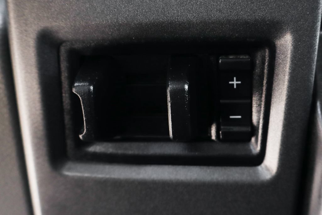 Used 2020 Ford F550 2WD Regular Cab Super Duty image 33