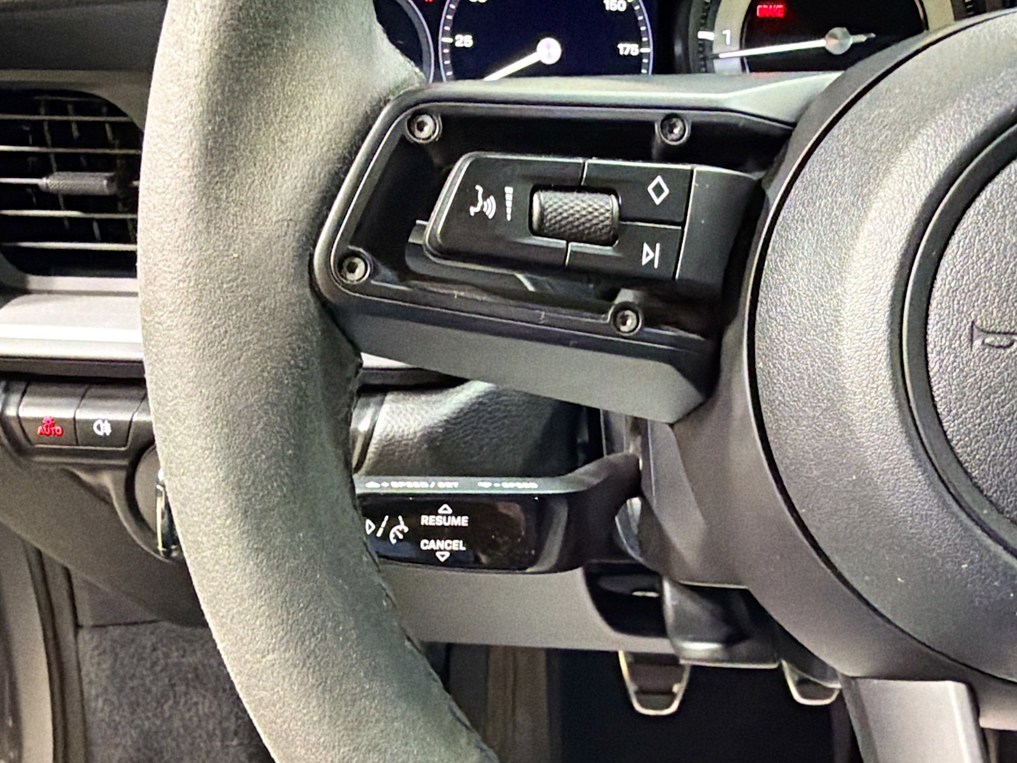 Certified 2024 Porsche 911 Carrera T image 33