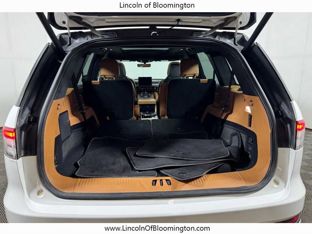 Certified 2023 Lincoln Aviator Black Label AWD/4WD image 28