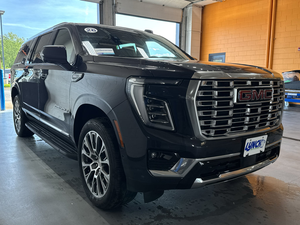 New 2026 GMC Yukon XL Denali w/ LPO, Floor Liner Package AWD/4WD image 8