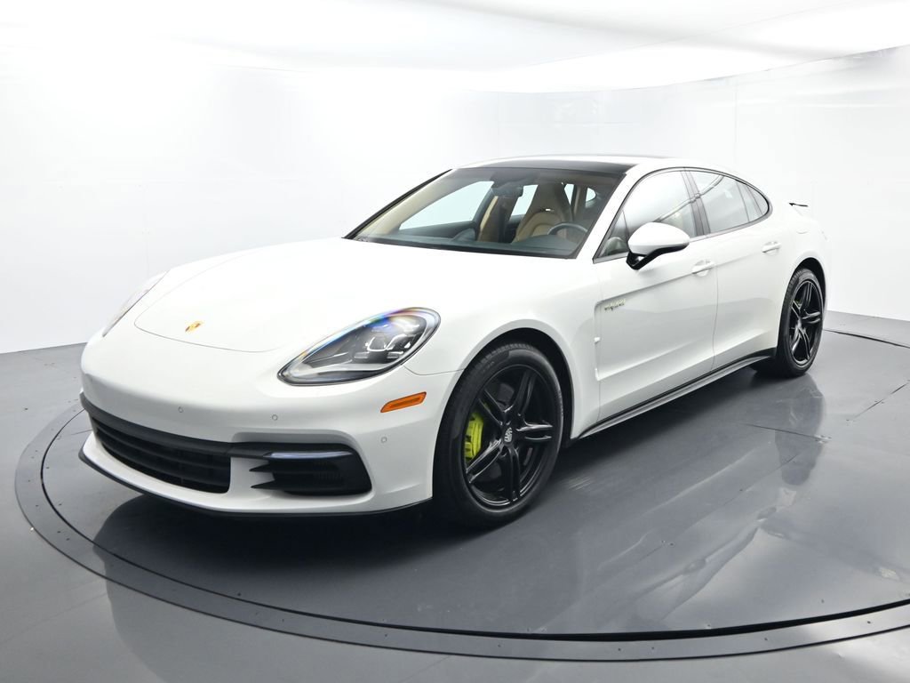 Used 2018 Porsche Panamera 4 image 1