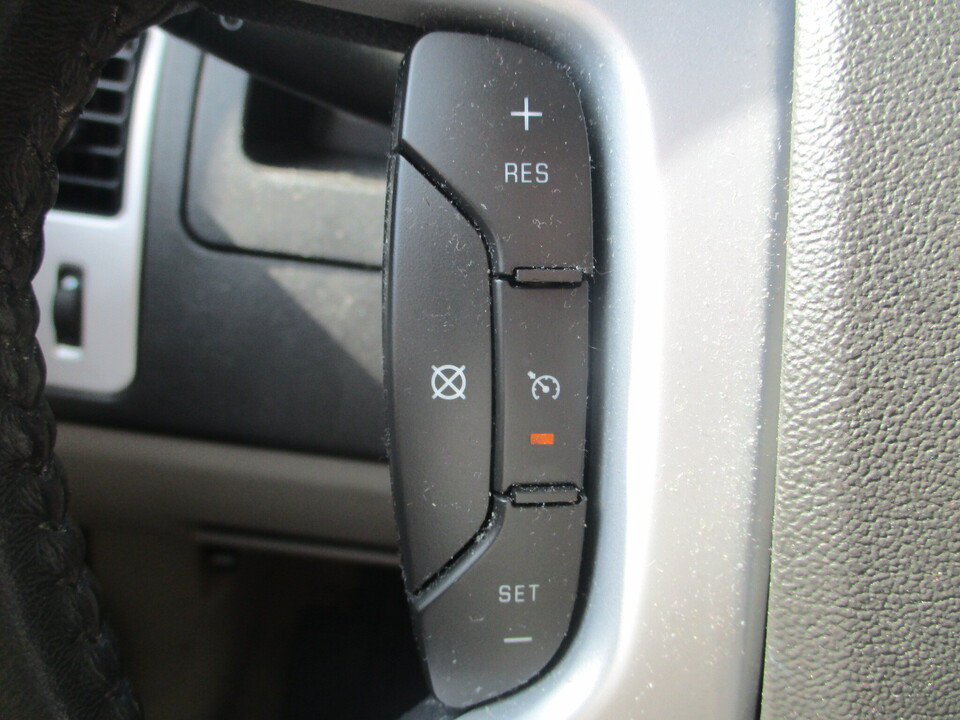 Used 2008 Chevrolet Equinox LT w/ LT Preferred Equipment Group AWD/4WD image 33