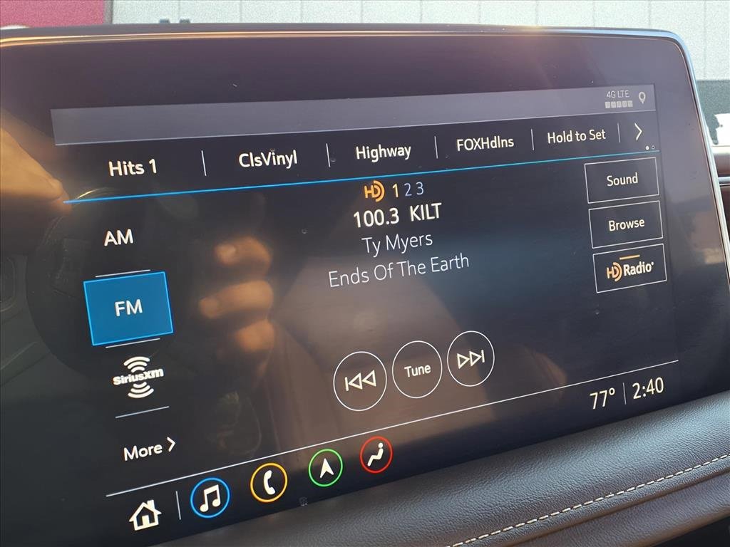 Used 2021 Chevrolet Suburban High Country w/ Premium Package image 20