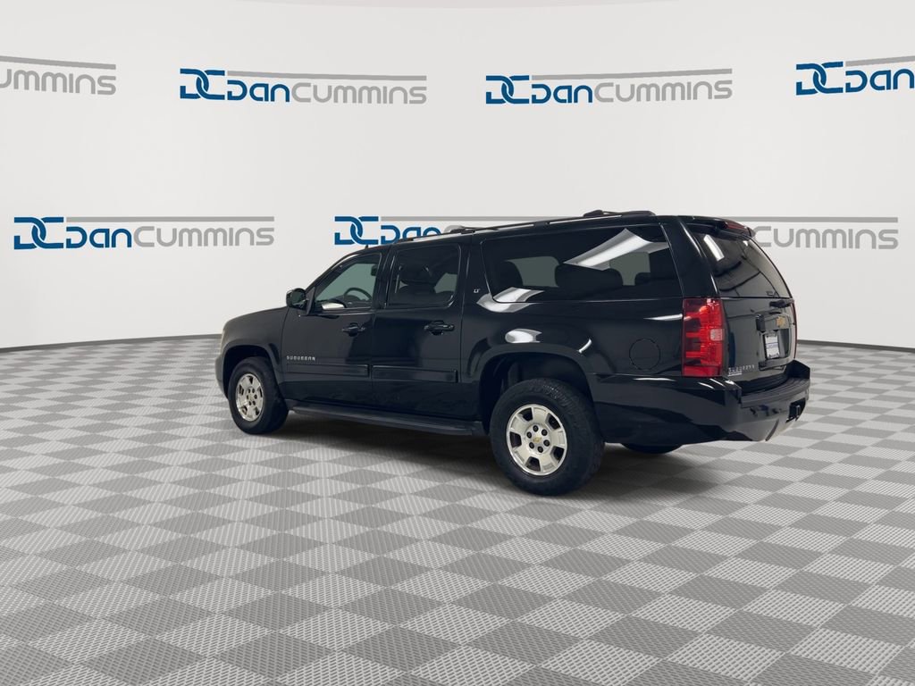 Used 2014 Chevrolet Suburban LT image 6