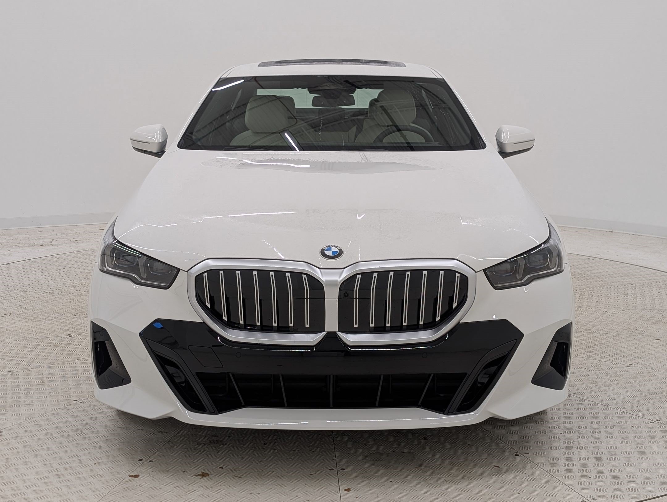 New 2026 BMW 530i w/ M Sport Package RWD image 6