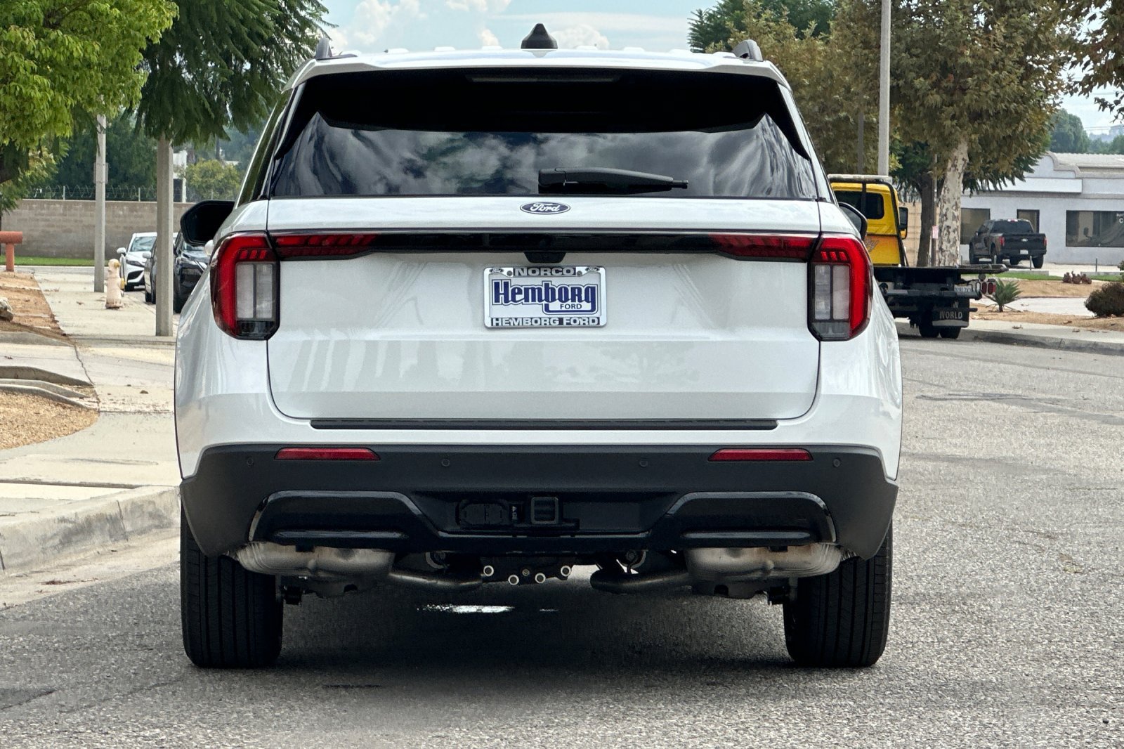 New 2027 Ford Explorer ST-Line w/ Premium Package RWD image 5