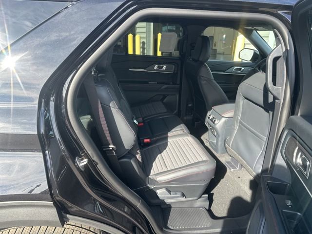 New 2026 Ford Explorer ST-Line RWD image 31