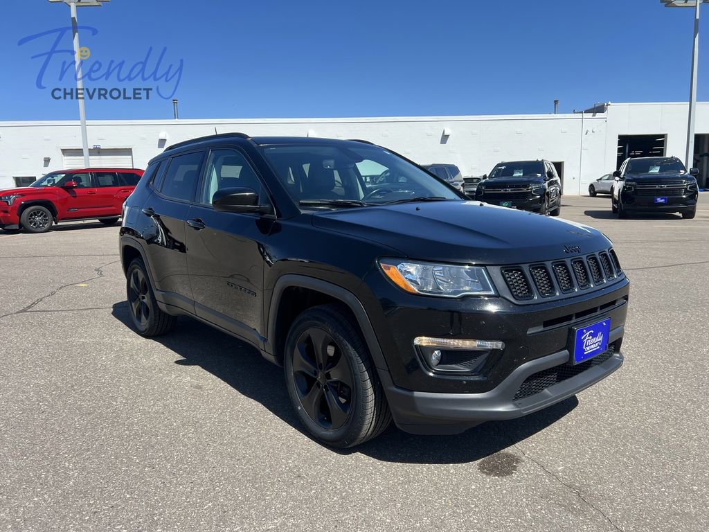 Used 2021 Jeep Compass Latitude w/ Sun and Sound Group AWD/4WD image 3