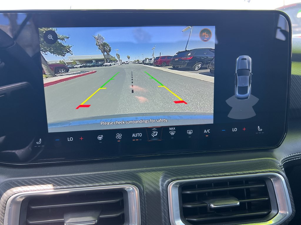 Used 2025 Ford Mustang Premium RWD image 27