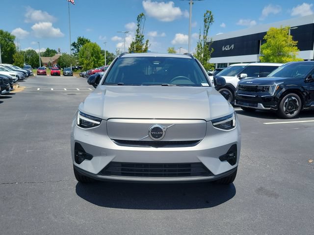 Used 2023 Volvo XC40 Recharge Ultimate AWD/4WD image 2