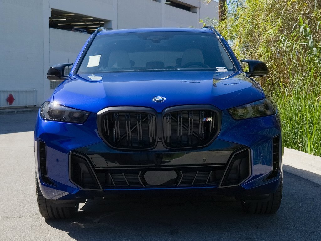 New 2026 BMW X5 M60i image 3