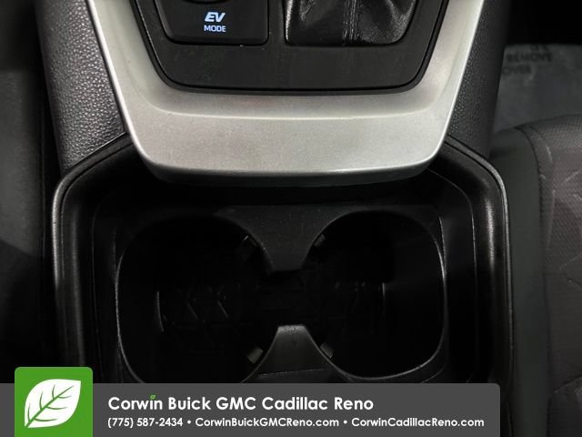 Used 2019 Toyota RAV4 XLE w/ Carpet Mat Package AWD/4WD image 30