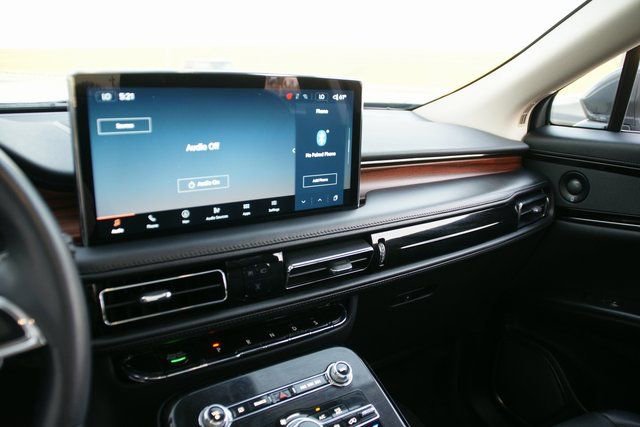 Used 2023 Lincoln Nautilus Reserve w/ Equipment Group 201A image 23