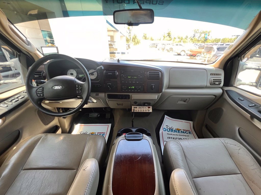 Used 2007 Ford F250 Lariat AWD/4WD image 2