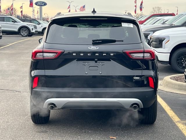 New 2026 Ford Escape SE image 7