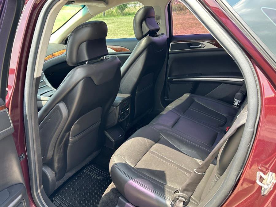 Used 2013 Lincoln MKZ FWD image 18