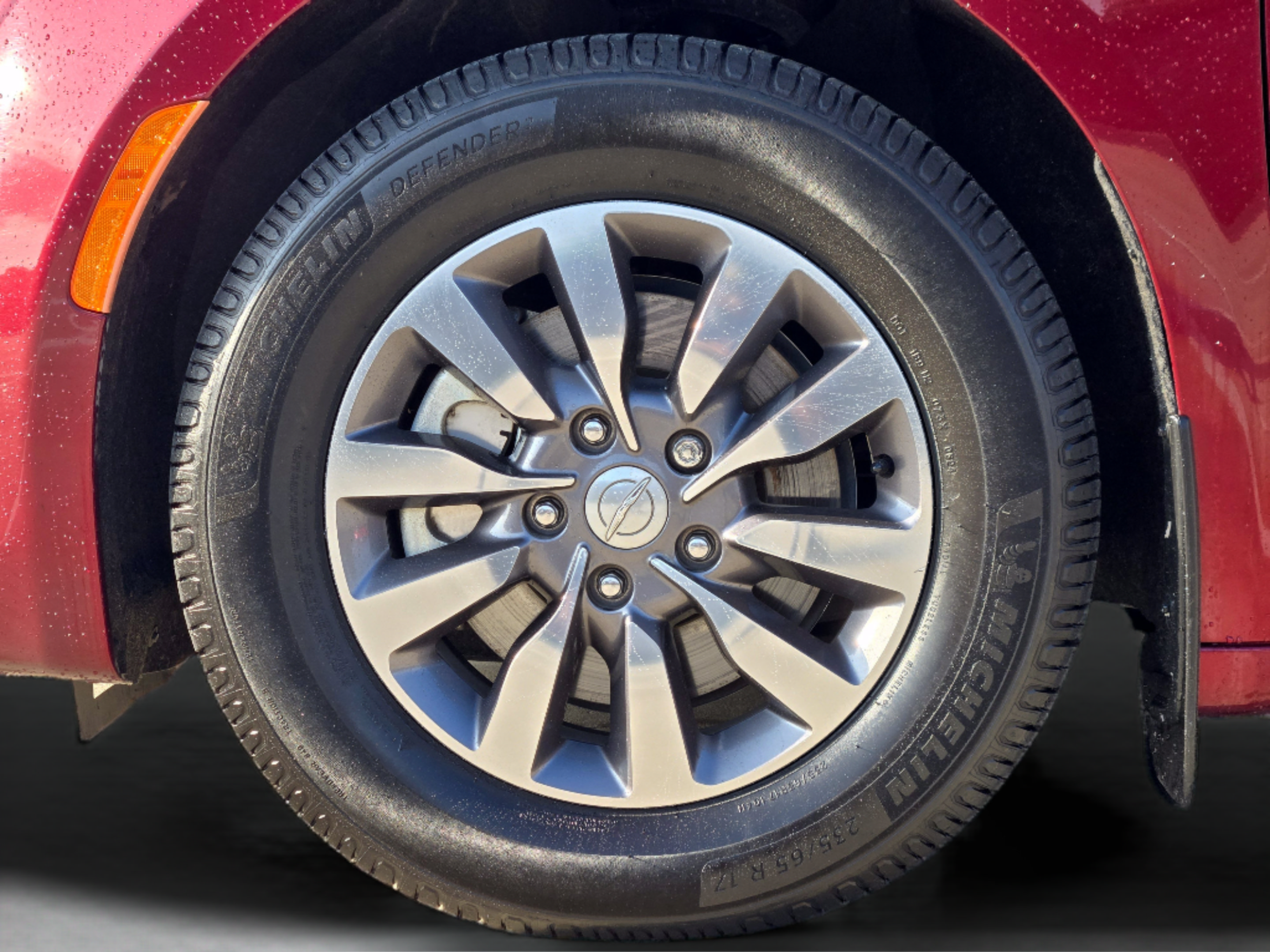 Used 2019 Chrysler Pacifica Touring-L Plus FWD image 31