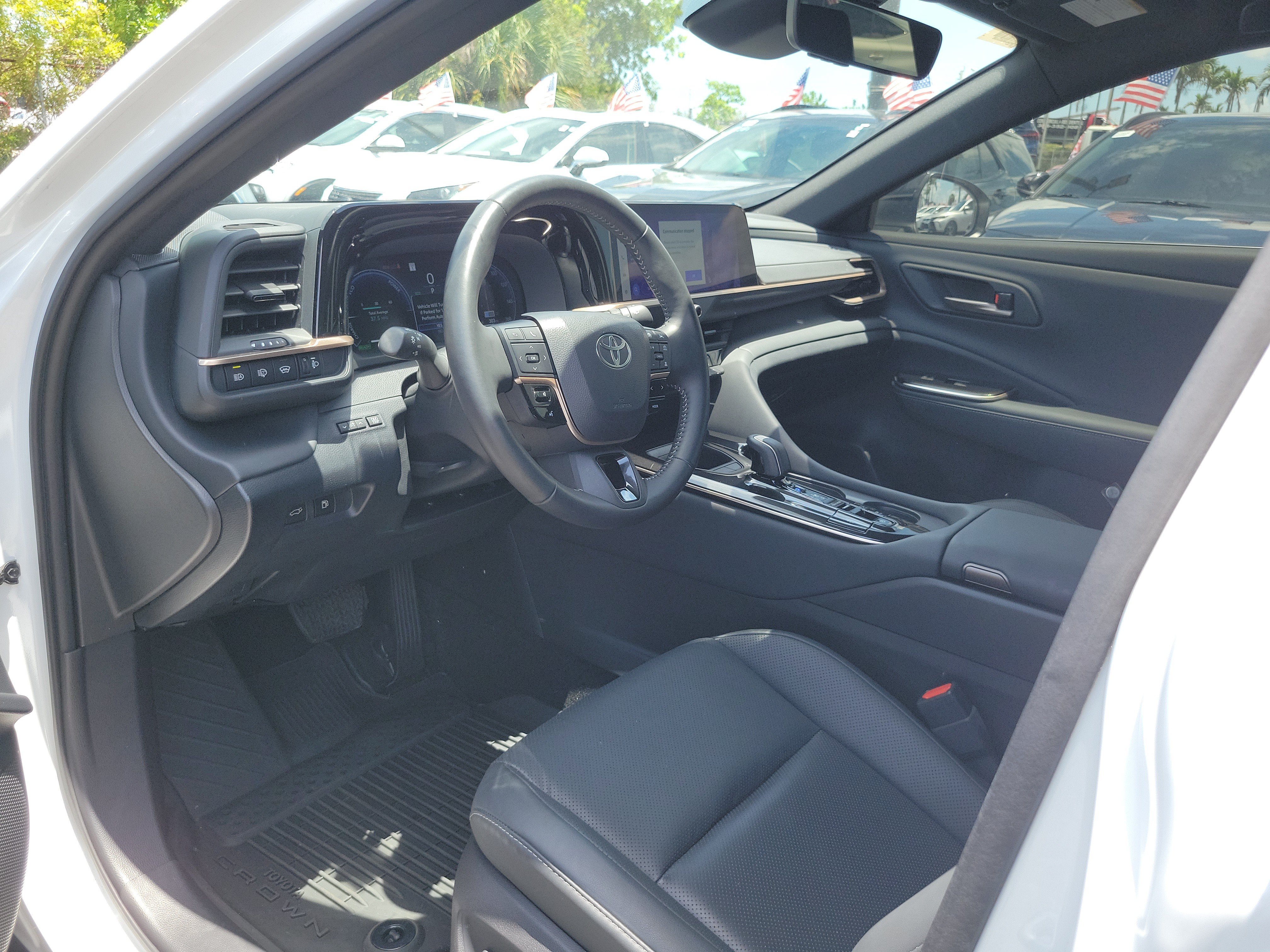 Used 2025 Toyota Crown Signia AWD/4WD image 20