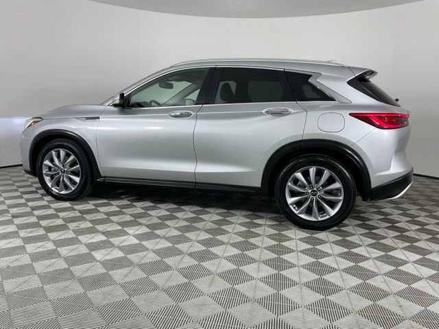 Used 2021 INFINITI QX50 Luxe FWD image 3
