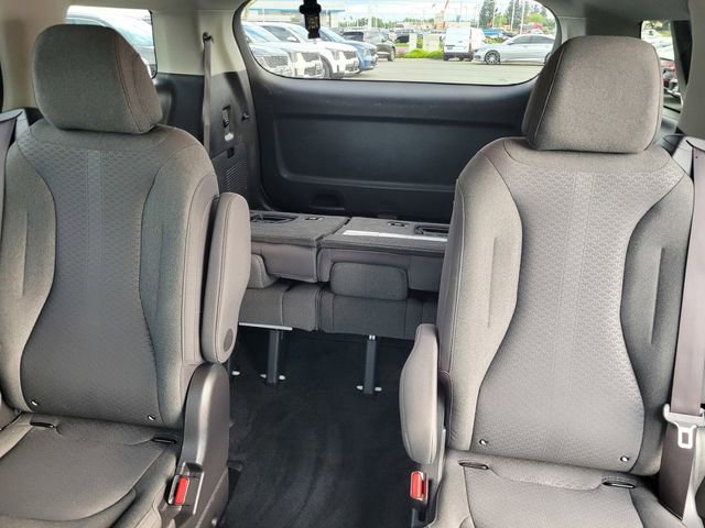 Used 2025 Kia Carnival LX FWD image 10