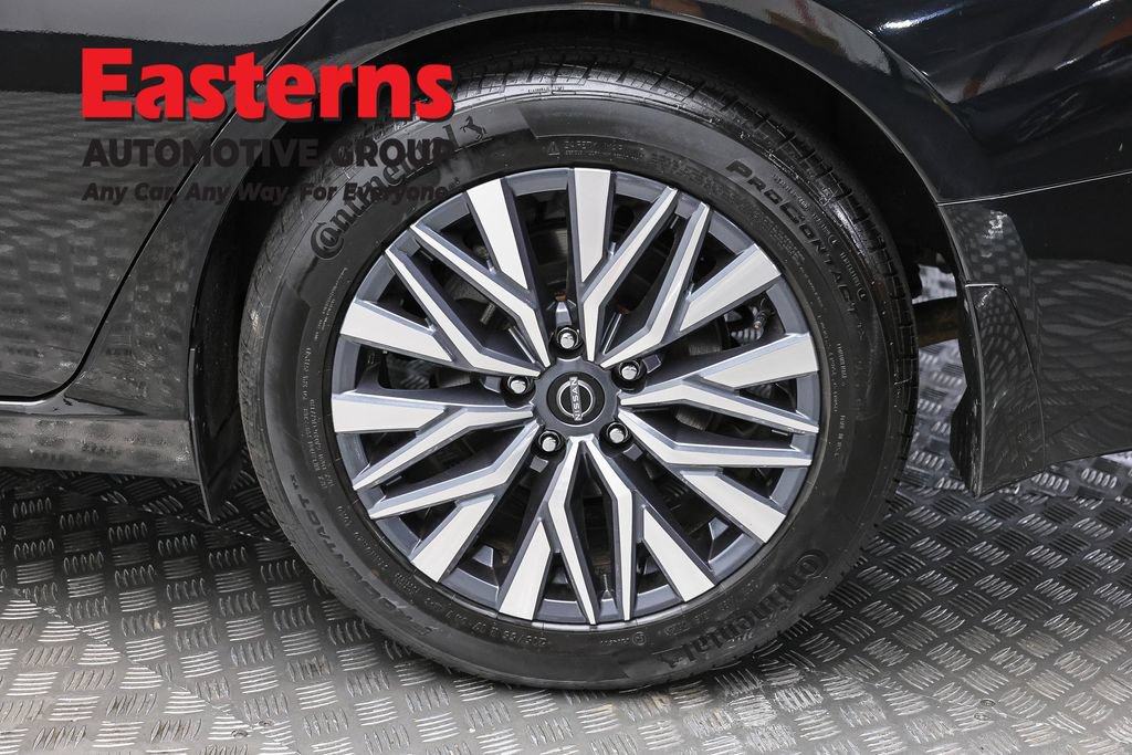 Used 2023 Nissan Altima 2.5 SV FWD image 8
