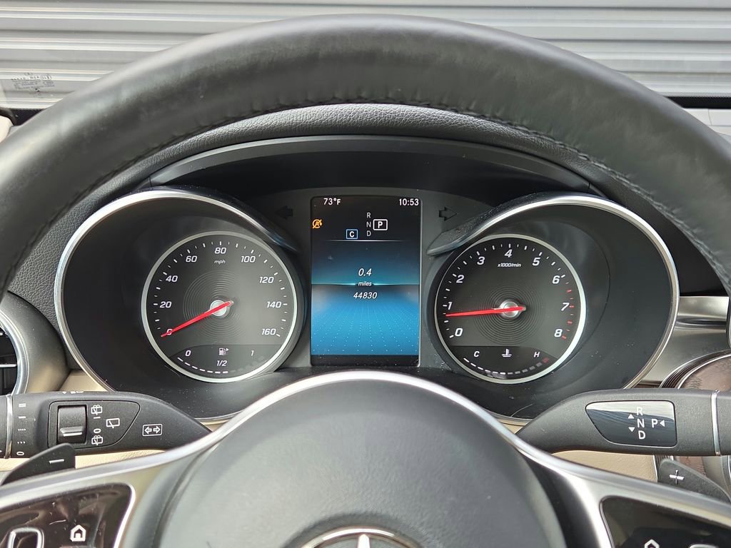 Used 2021 Mercedes-Benz GLC 300 4MATIC image 10