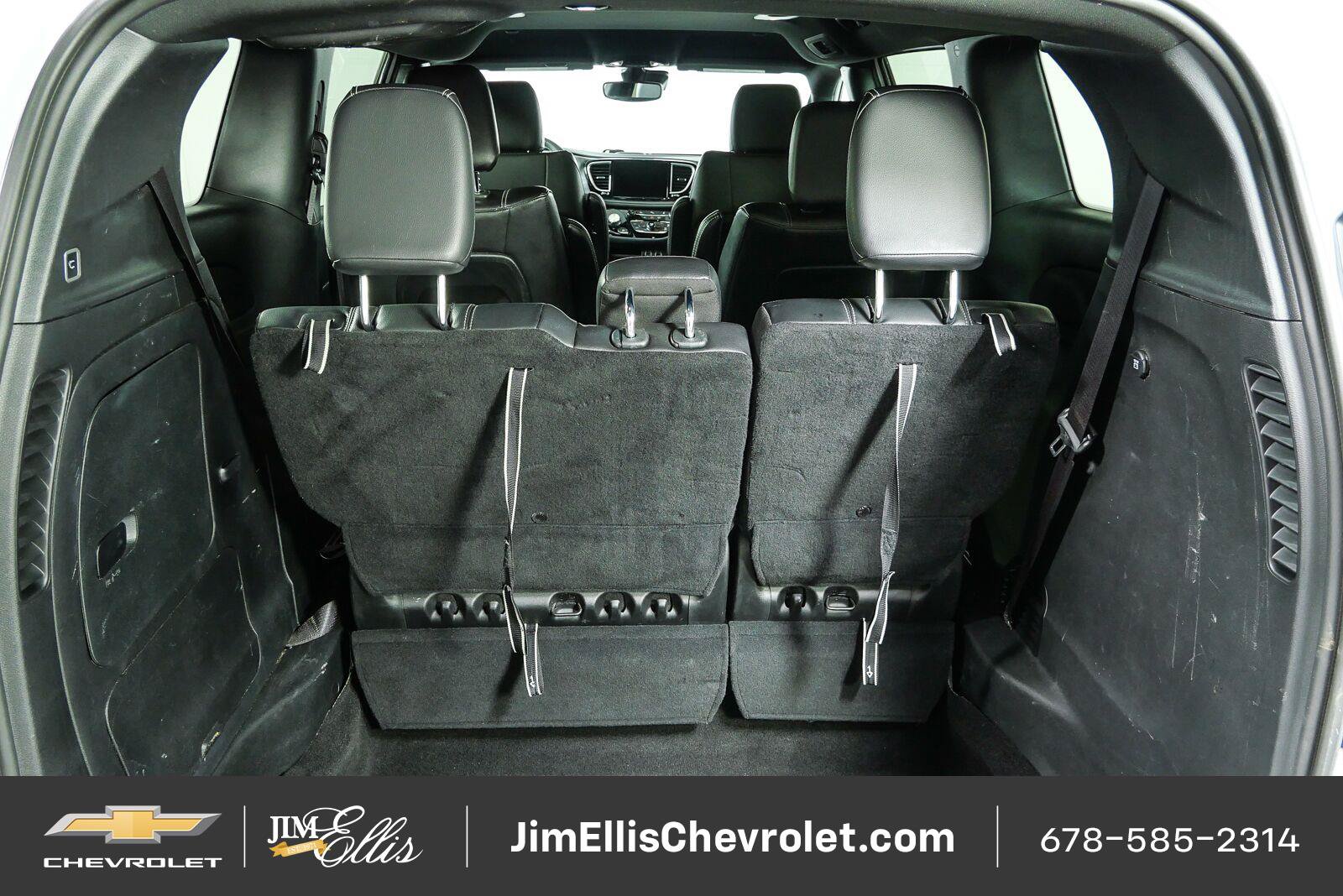 Used 2022 Chrysler Pacifica Touring-L w/ S Appearance Package FWD image 29