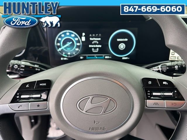 Used 2024 Hyundai Elantra SEL image 29