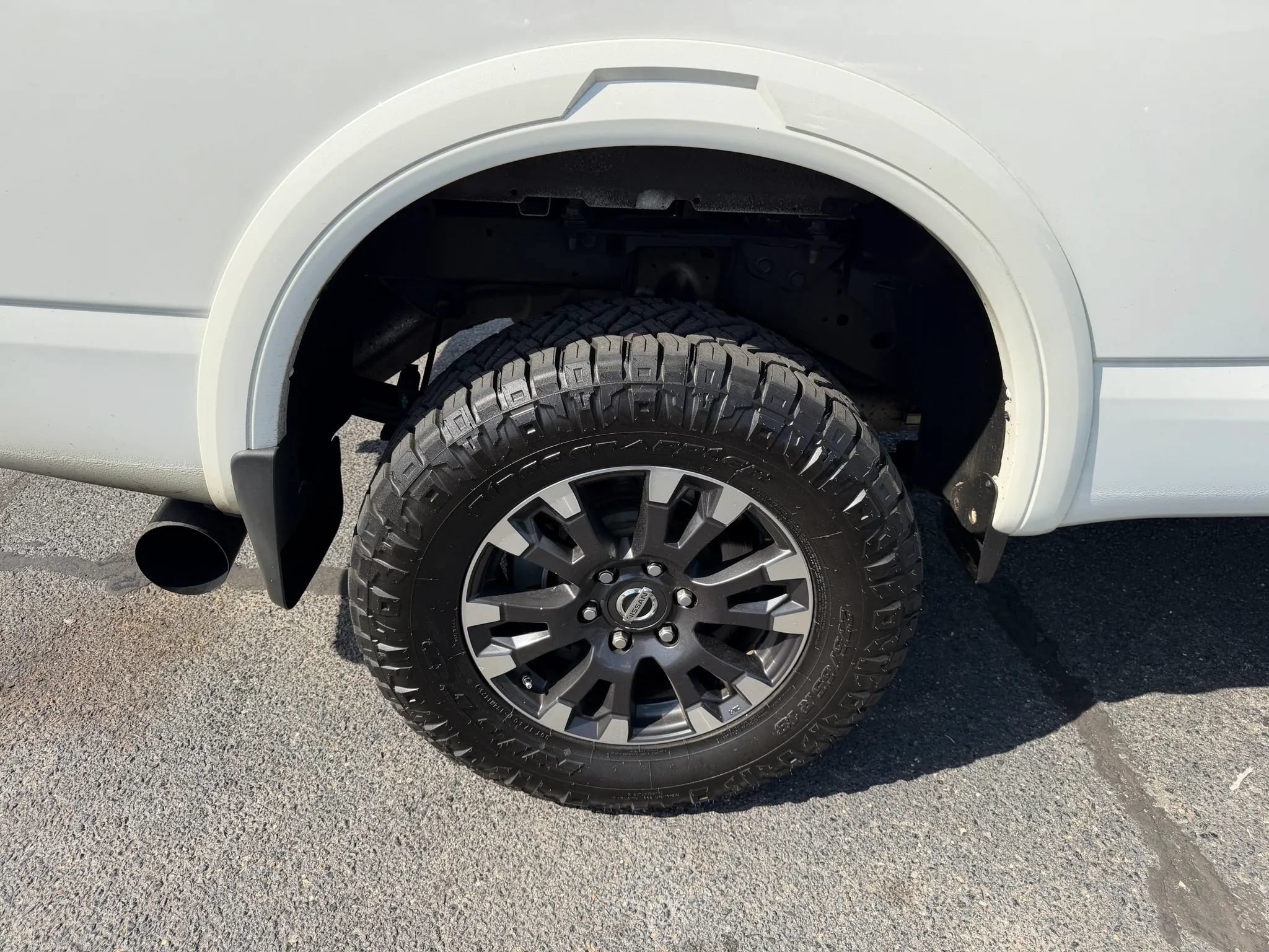 Used 2019 Nissan Titan PRO-4X AWD/4WD image 19