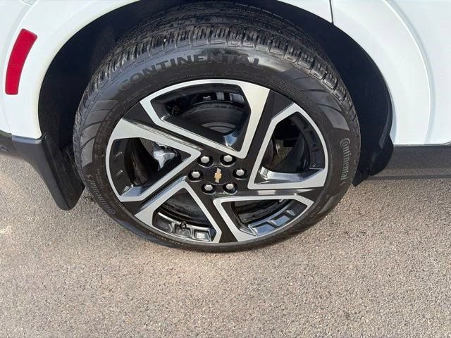 Used 2026 Chevrolet Equinox EV LT w/ Active Safety Package 3 FWD image 40
