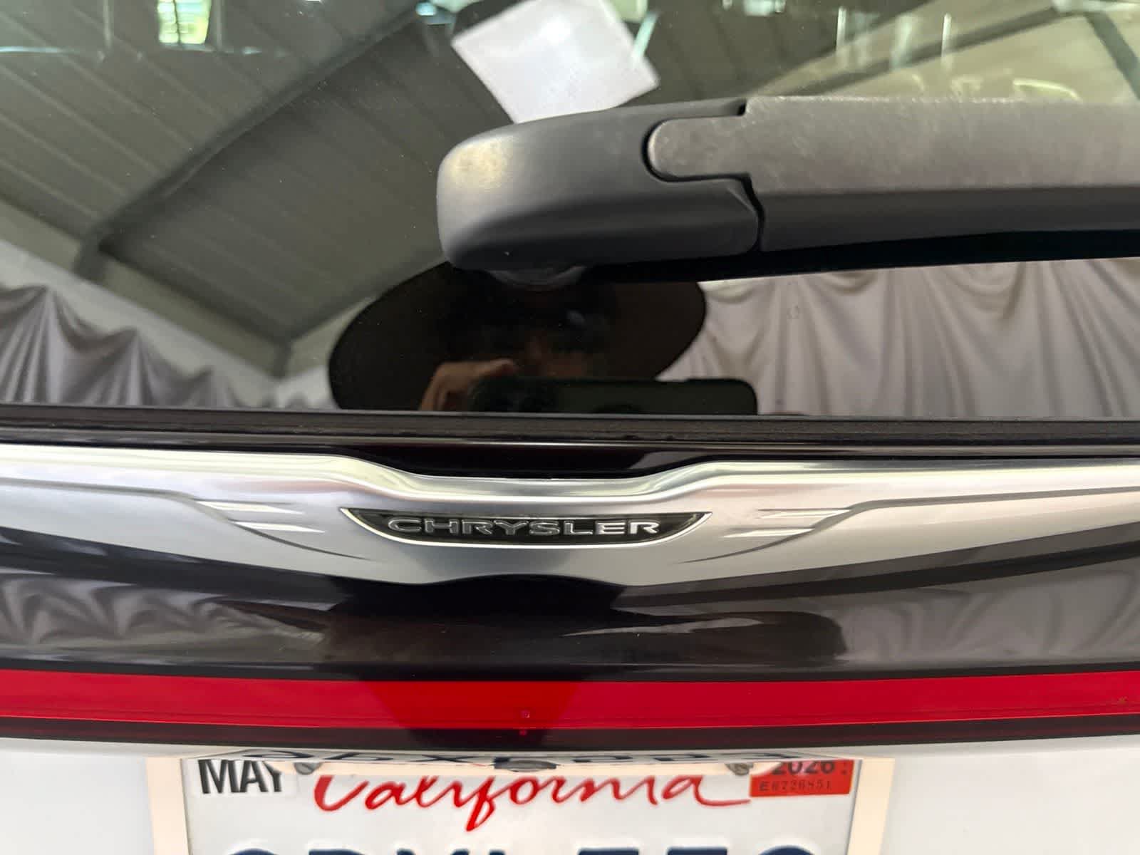 Used 2022 Chrysler Pacifica Touring-L FWD image 14