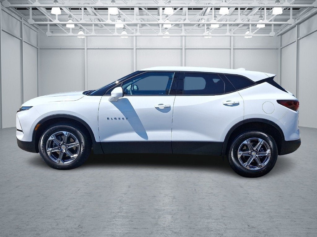 Certified 2024 Chevrolet Blazer LT FWD image 9