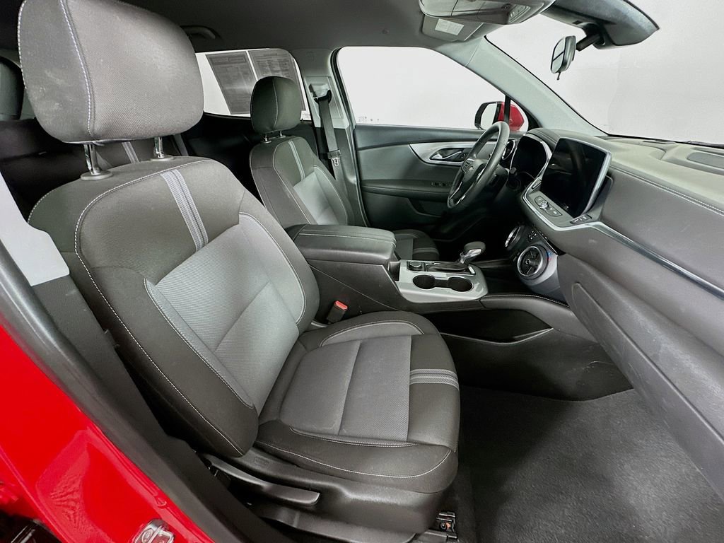 Used 2023 Chevrolet Blazer LT image 33