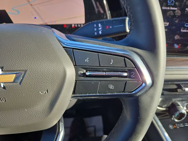 Used 2025 Chevrolet Suburban LT image 19