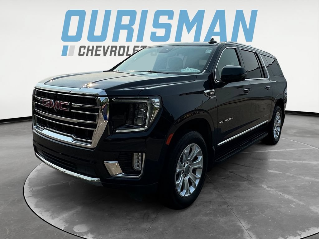 Used 2023 GMC Yukon XL SLT w/ SLT Luxury Package AWD/4WD image 2