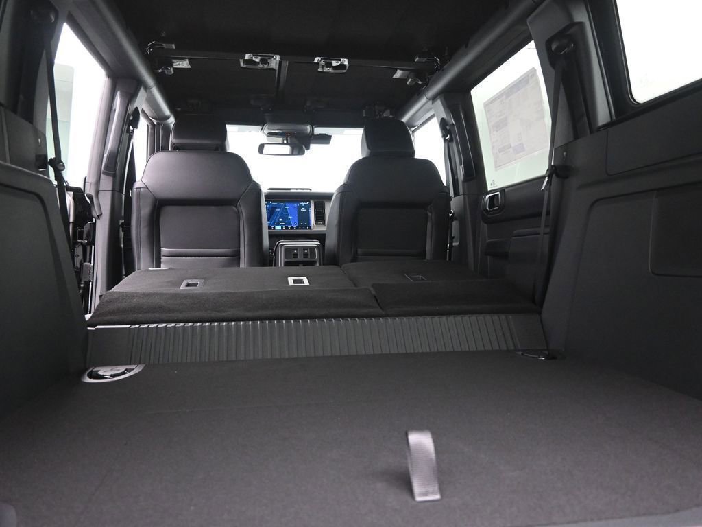 New 2026 Ford Bronco Outer Banks AWD/4WD image 34