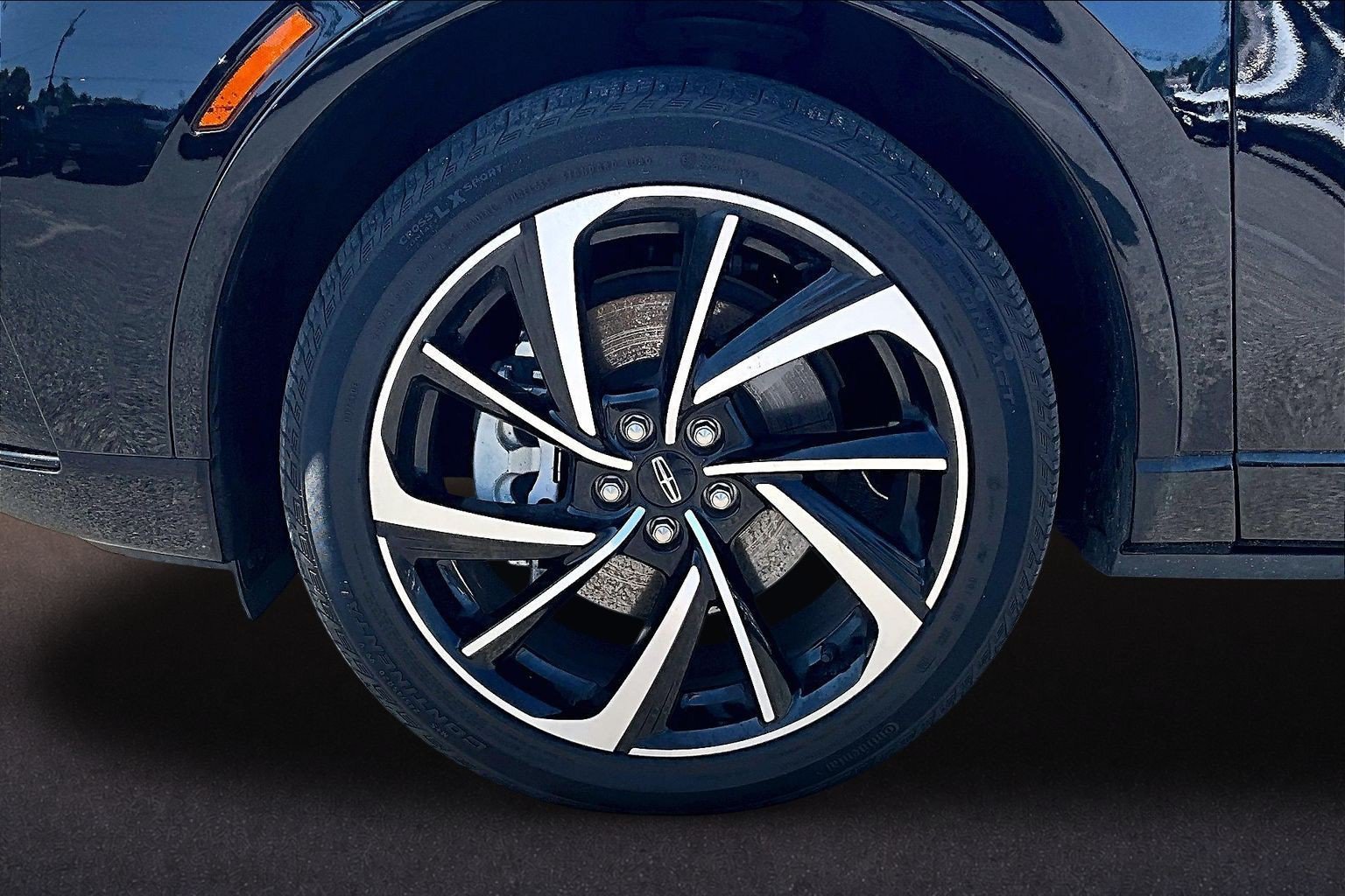Used 2024 Lincoln Corsair Grand Touring w/ Equipment Group 301A AWD/4WD image 9