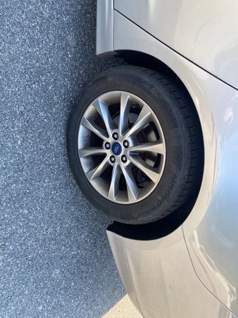 Used 2017 Ford Fusion SE image 23