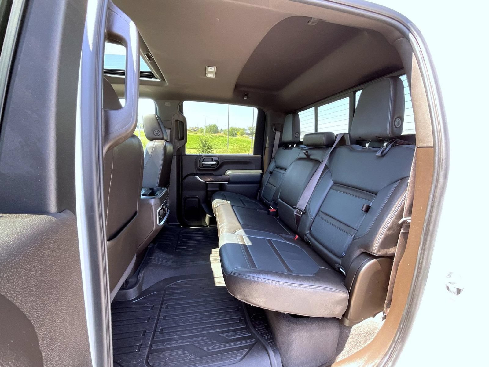 Used 2020 GMC Sierra 2500 Denali w/ Denali Ultimate Package AWD/4WD image 19