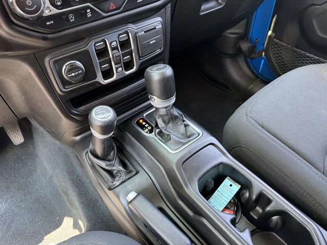 Used 2022 Jeep Wrangler Unlimited Sport AWD/4WD image 25