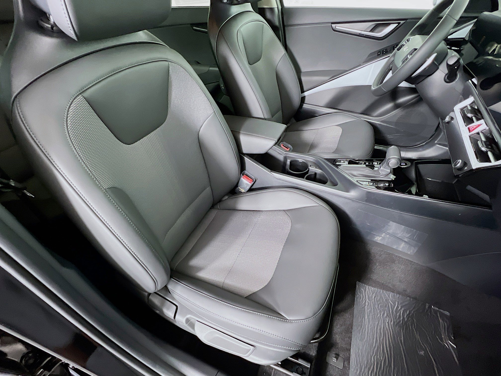 New 2025 Kia Niro EX image 23