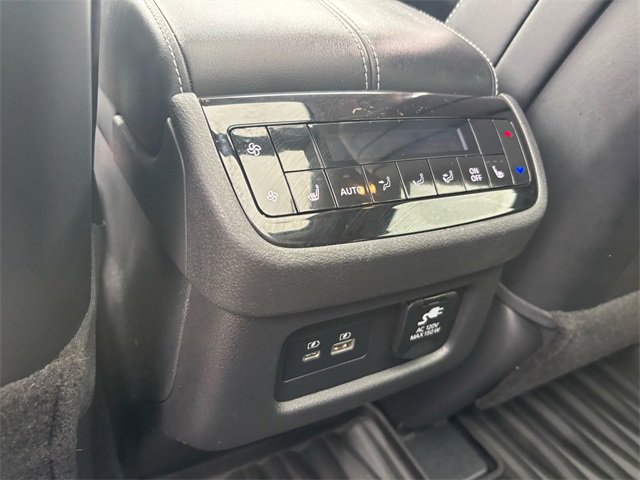 Used 2023 INFINITI QX60 Sensory w/ Vision Package image 17