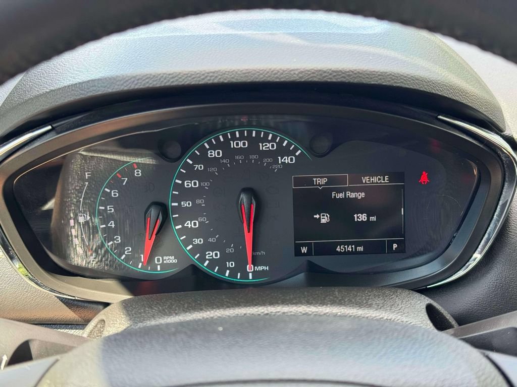 Used 2018 Chevrolet Trax LT w/ Redline Edition AWD/4WD image 25