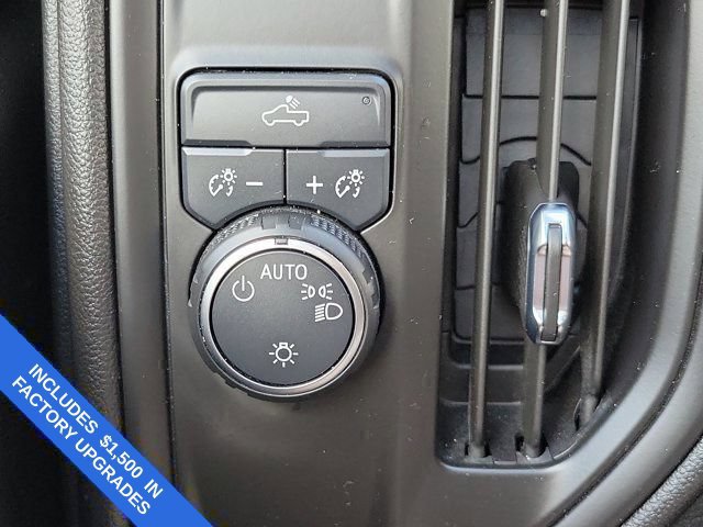 Used 2025 Chevrolet Silverado 1500 Custom RWD image 28