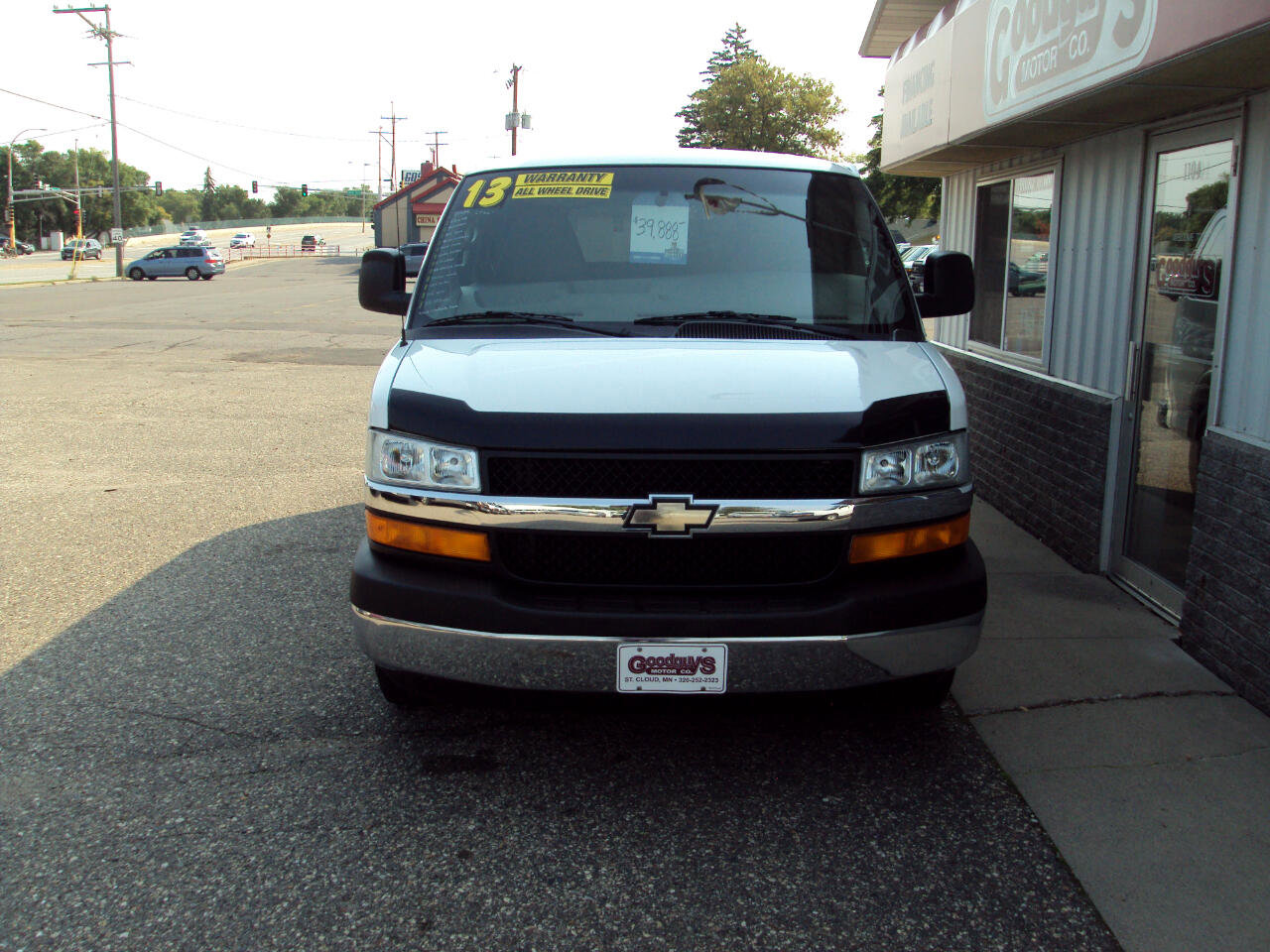 Used 2013 Chevrolet Express 1500 LT w/ LT Preferred Equipment Group image 3