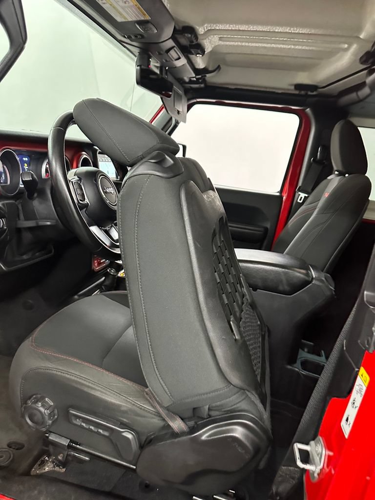Used 2018 Jeep Wrangler Rubicon w/ Uconnect 4C Nav & Sound Group AWD/4WD image 21