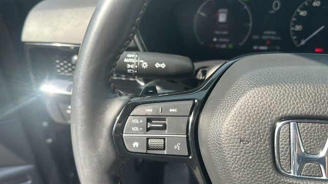 Used 2024 Honda CR-V Sport Touring image 18